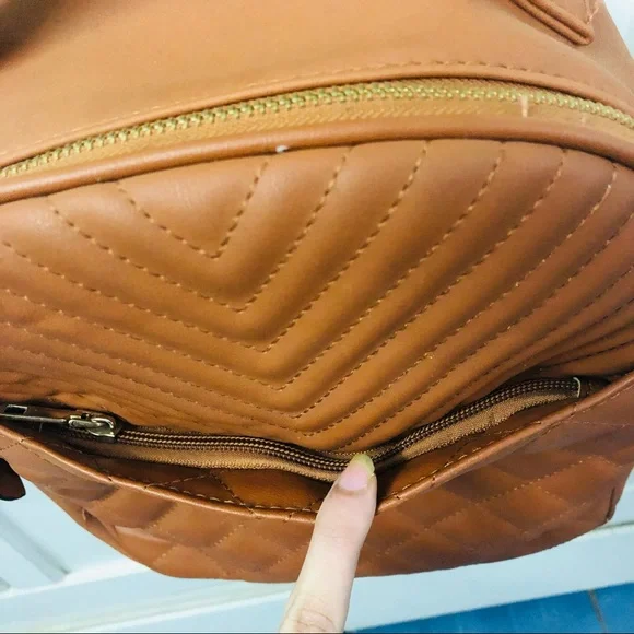 Brown backpack (no negotiation) - Picture 6 of 8